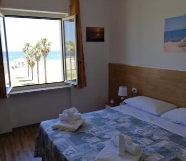 Schiavonea Cama Y Desayuno | B&B Altamarea
