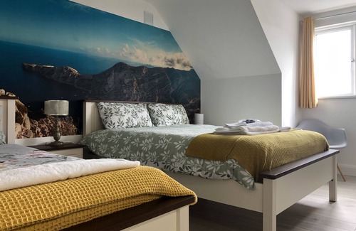 Bunclody Cama Y Desayuno | B&B and Self Catering Mon Petit Cottage