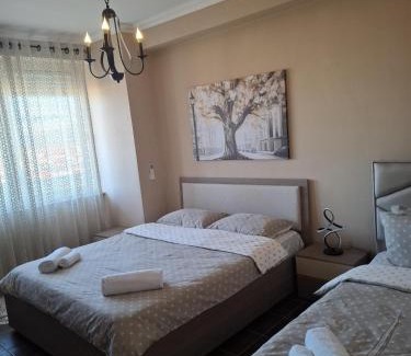 Shkoder Apartamento | B&B Apartment