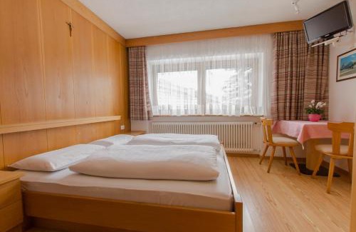 San Cassiano Cama Y Desayuno | B&B Apartments La Palsa