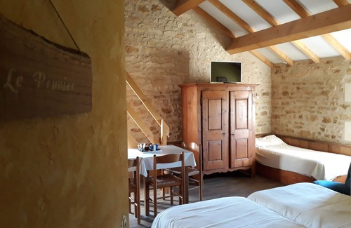 Saint-Andre-de-Lidon Cama Y Desayuno | B&B avec spa La Serpauderie