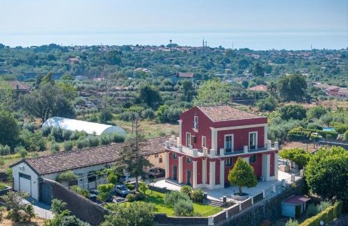 Aci Sant'Antonio Cama Y Desayuno | B&B Badimà