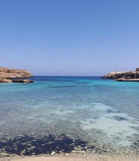 Lampedusa Cama Y Desayuno | B&B Cala Pisana (Paola e Melo)