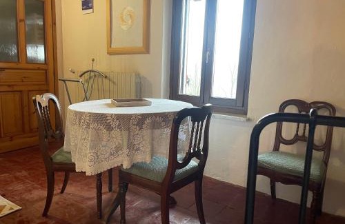 Capriglio Cama Y Desayuno | B&B Cascina Dei Levrieri