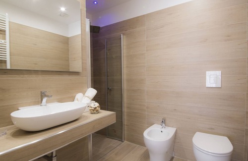 Salerno Casa | B&B Chérie - Centro di Salerno
