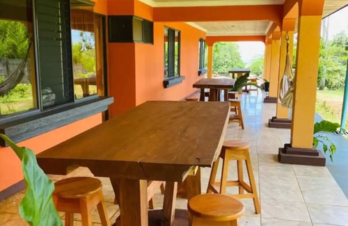 Barva Casa | B&b del aeropuerto: ¡habitaciones increíbles!