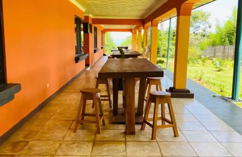 Barva Casa | B&b del aeropuerto: ¡habitaciones increíbles!