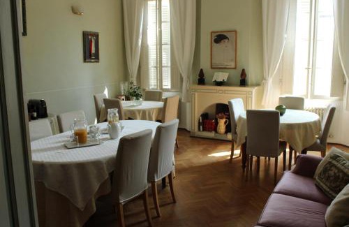 Reggio nell'Emilia Cama Y Desayuno | B&B Del Vescovado