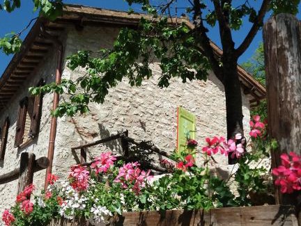 Sant'Anatolia di Narco Cama Y Desayuno | B&B dell'Osteria