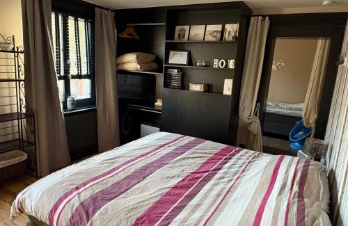 Assebroek Cama Y Desayuno | B&B Family@home66