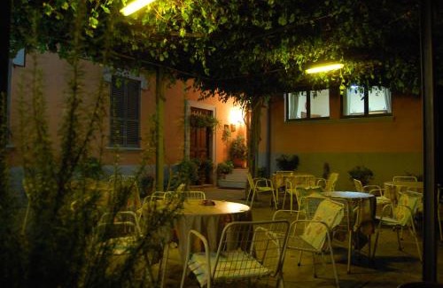 Passignano sul Trasimeno Cama Y Desayuno | B&B Florida House