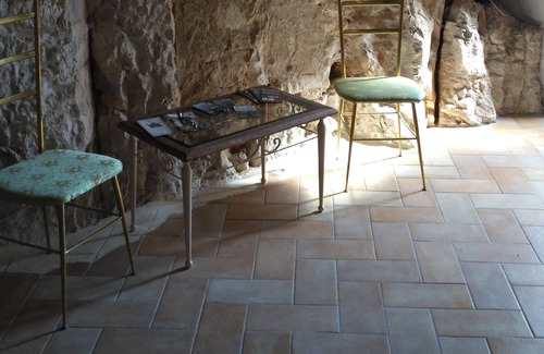 Bazzano Inferiore Apartamento | B&B CASTELLO GIRASOLE