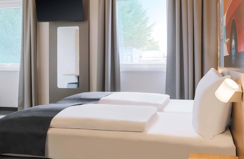 Karlsdorf Hotel | B&B HOTEL Bruchsal-Karlsdorf