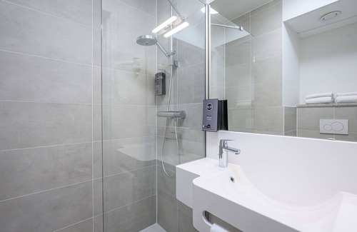 Brussels Hotel | B&B HOTEL Brussels Centre Gare du Midi