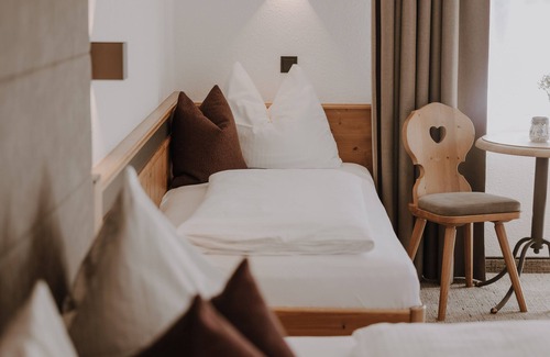 Hundsdorfl Cama Y Desayuno | B&B Hotel Die Bergquelle