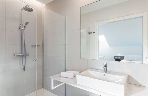 Oiartzun Hotel | B&B Hotel Donostia
