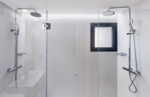 Oiartzun Hotel | B&B Hotel Donostia