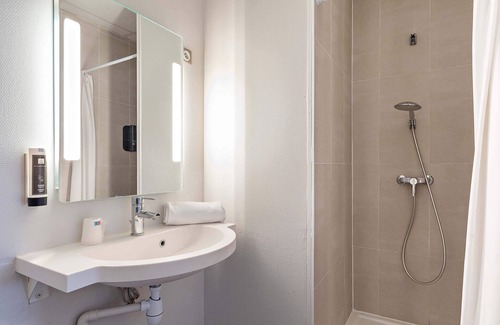 Saint-Etienne-du-Rouvray Hotel | B&B HOTEL Rouen Saint-Etienne-du-Rouvray