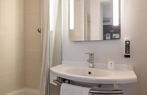 Le Grand-Quevilly Hotel | B&B HOTEL ROUEN Parc des Expos