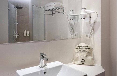 Bormujos Hotel | B&B HOTEL Sevilla Bormujos