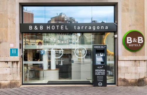 Tarragona Hotel | B&B HOTEL Tarragona Centro Urbis