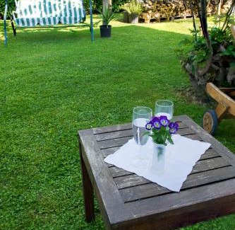 Lugana Cama Y Desayuno | B&b Il grappolo Foresteria Lombarda