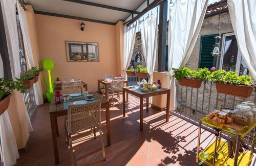 Pistoia Cama Y Desayuno | B&B Il Grifone