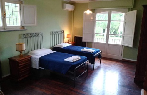Ghezzano Cama Y Desayuno | B&B Il Parco