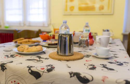 Asti Cama Y Desayuno | B&B - Il Portichetto