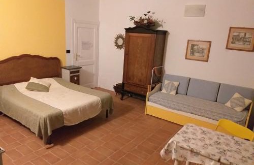 Castelnuovo don Bosco Cama Y Desayuno | B&B Il vecchio pero