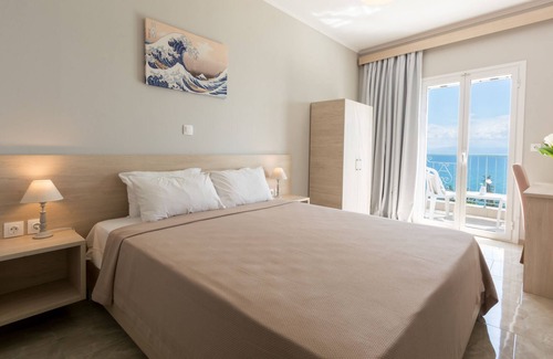 Notos Cama Y Desayuno | B & B en el sur de Corfú con vistas al mar
