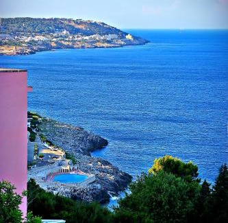 Castro Marina Cama Y Desayuno | B&B L'Orizzonte