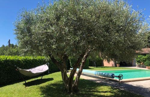 Gordes Cama Y Desayuno | B&B La Badelle