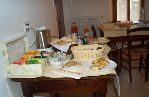 Corrubbio di Negarine Cama Y Desayuno | B&B La Casa Rosa