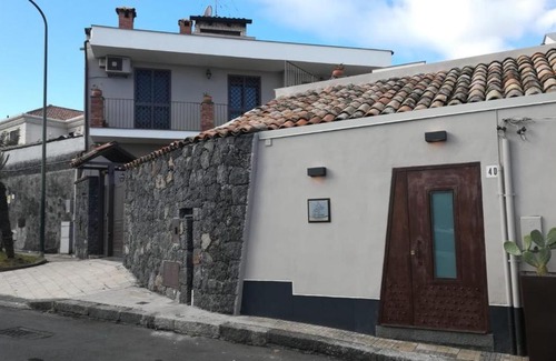 Aci Bonaccorsi Apartamento | B&B La Casetta