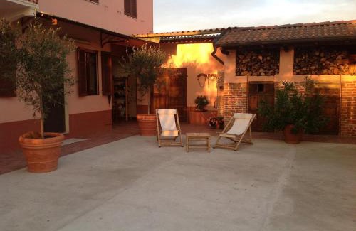Borgolavezzaro Cama Y Desayuno | B&B La Castellana