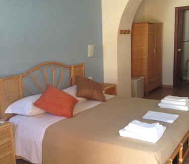 Santa Marina Salina Cama Y Desayuno | B&B La Goletta di Salina