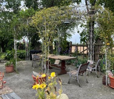Gozzolina Cama Y Desayuno | B&B La Cascina di Alice