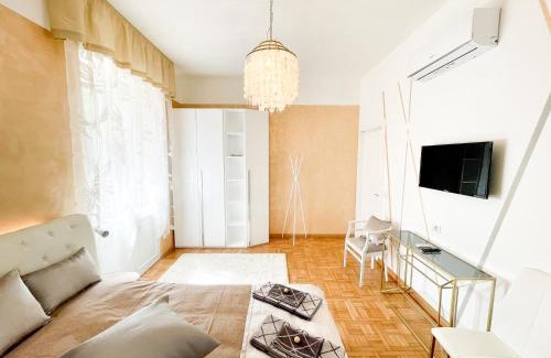 Cuneo Cama Y Desayuno | B&B LE CHEVALIER