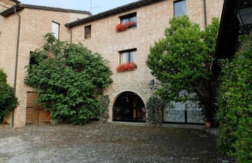 Sala Baganza Cama Y Desayuno | B&B Le Ginestre
