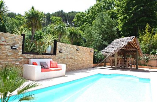 Gemenos Cama Y Desayuno | B&B Le Manoir De Gemenos