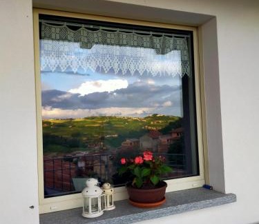 Vezza d'Alba Cama Y Desayuno | B&B Madonna degli Airali