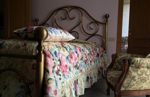 Citta Sant'Angelo Cama Y Desayuno | B&B Mirella