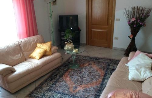 Citta Sant'Angelo Cama Y Desayuno | B&B Mirella