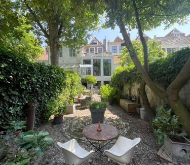 Binnenstad Cama Y Desayuno | B&B Montancourt-Middelburg