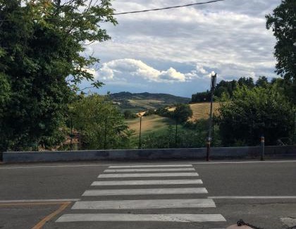 Savena Cama Y Desayuno | B&B Monte Donato