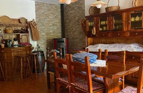 Castana Cama Y Desayuno | B&B Monteguzzo