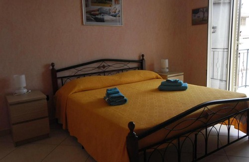Locri Cama Y Desayuno | B&B NONNA PINA
