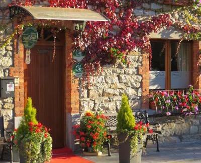 Salmchateau Cama Y Desayuno | B&B Nord Sud