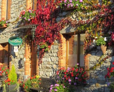 Salmchateau Cama Y Desayuno | B&B Nord Sud